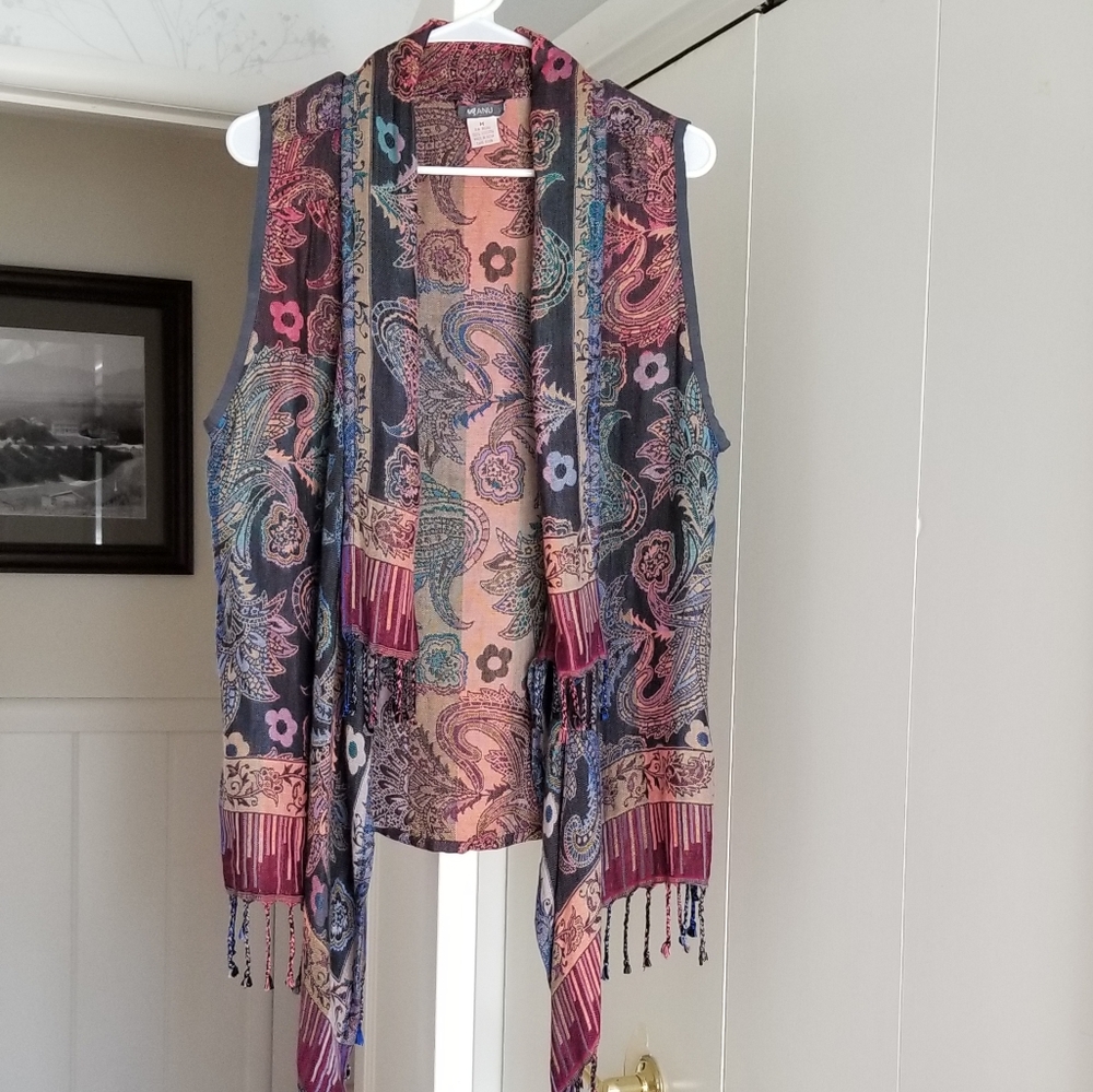 Viscose sleeveless vest
